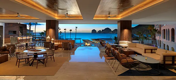 Lobby con Vista al Mar - ME Cabo